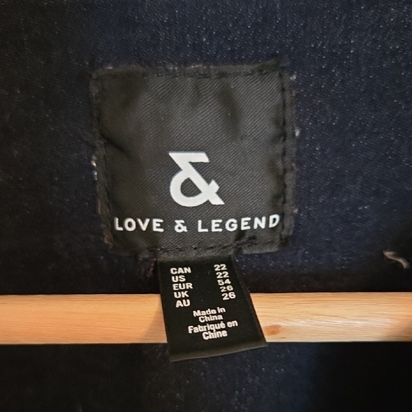 Love & Legend Black Double-Breasted Blazer - Picture 2 of 4